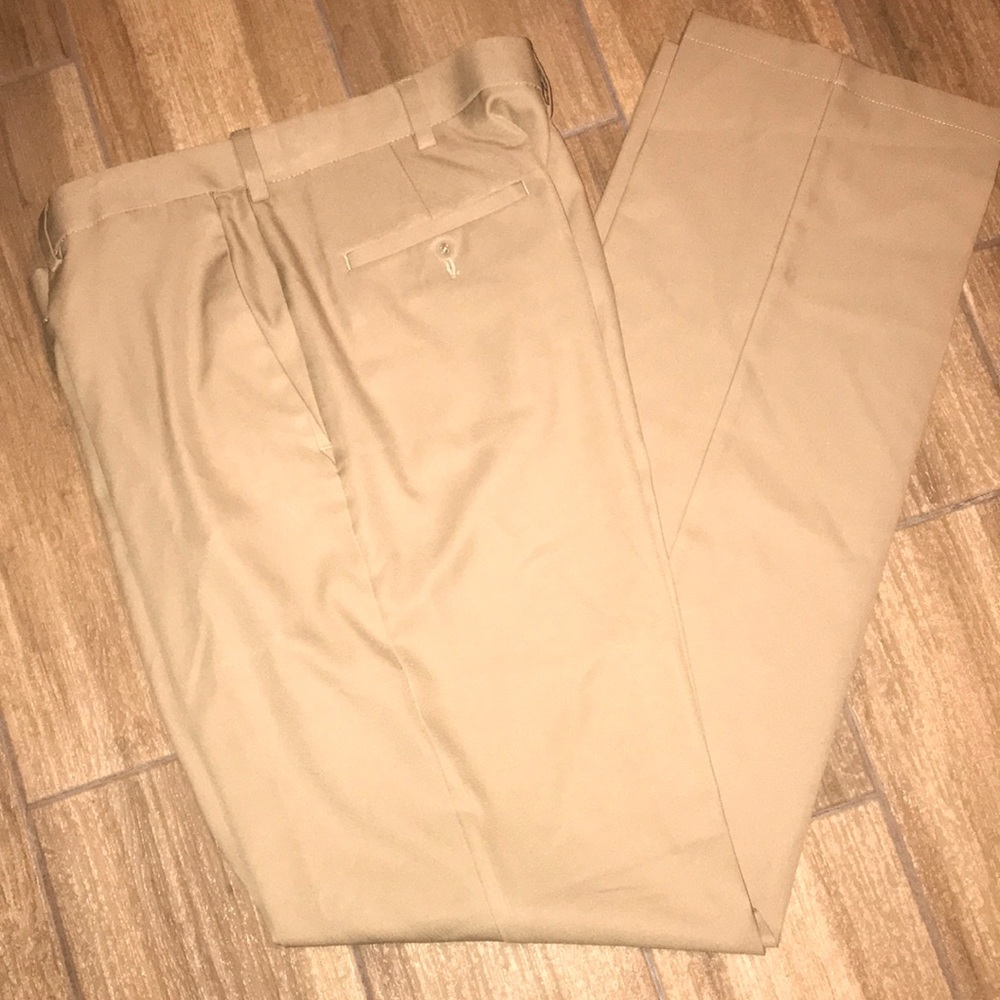 HAGGAR COOL 18 PRO FORMAL PANTS.